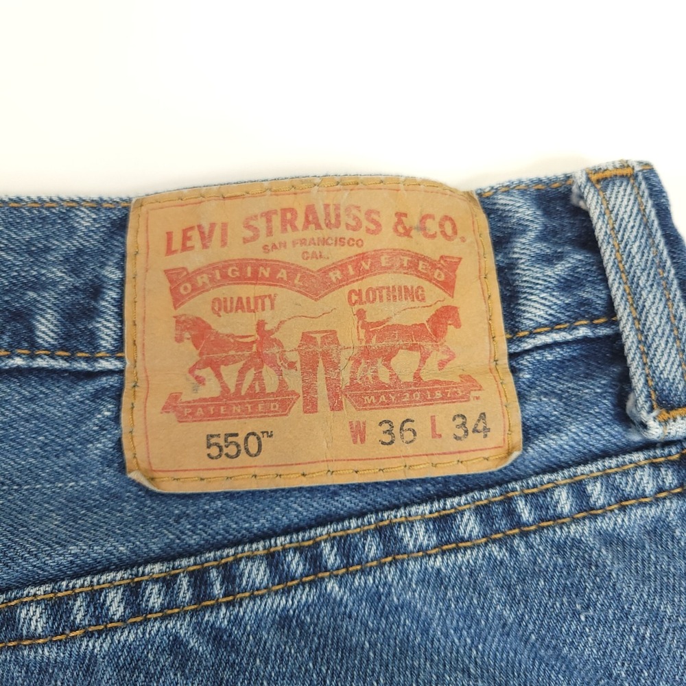 Levis 550 Jeans Mens 36 x 34 (Actual 34 x 33) Relaxed Fit Tapered Leg Blue Denim - Picture 12 of 13